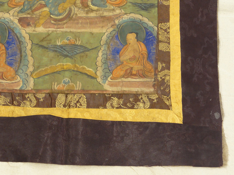 31778 Antique Tanka w/ Kemono Border