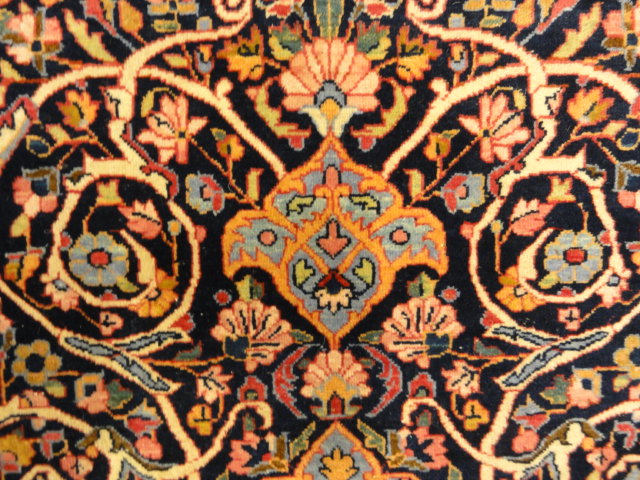 Antique Persian Kashan with Flower Medallion 30099