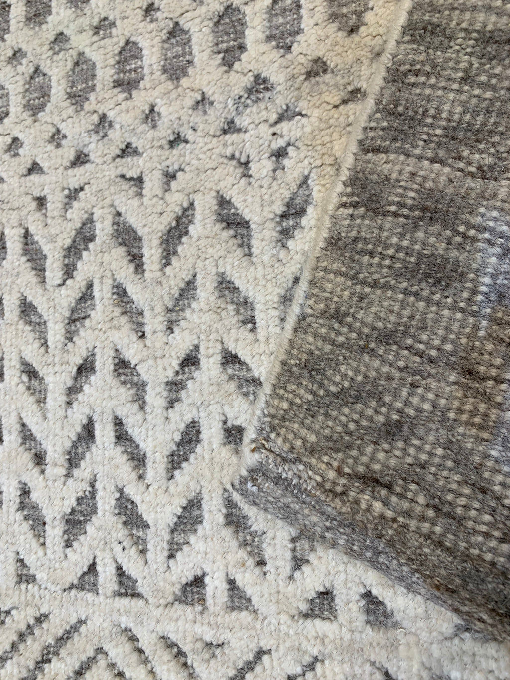 Ziegler & Co. Modern Beige Rug 38276