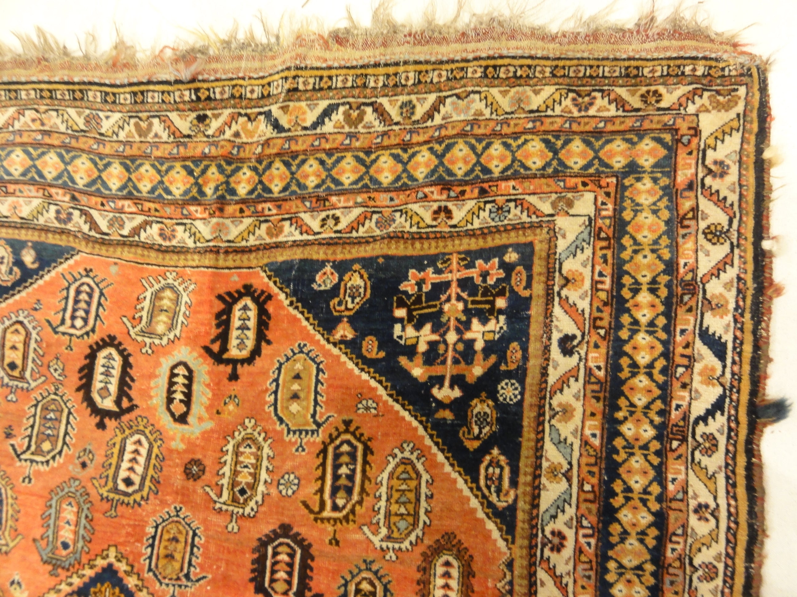29856 important Antique Qashqai gift of the Khan with silk wefts in perfect conservation ca. 1870