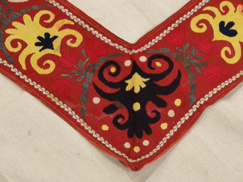 31757 Suzani Tent Decor