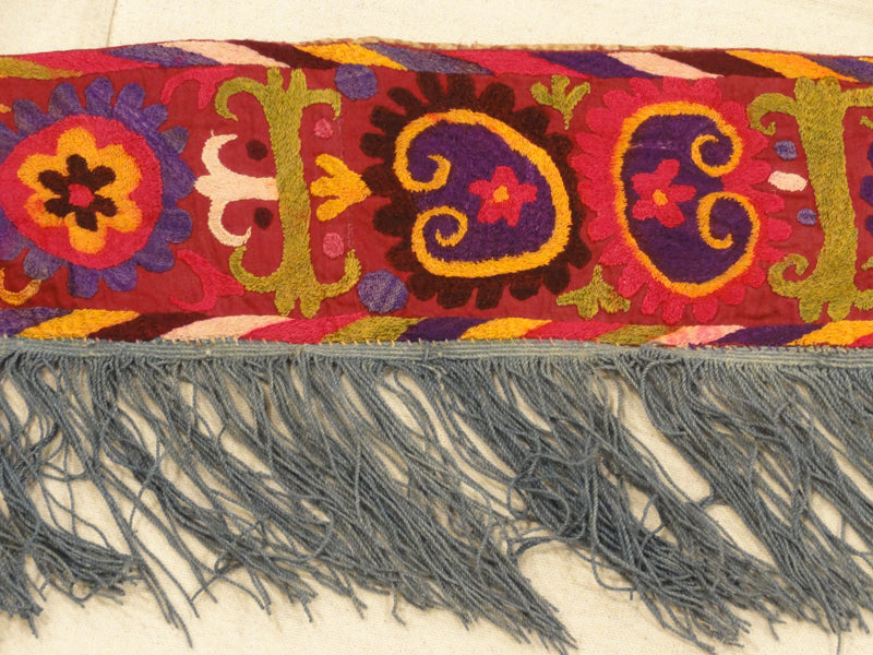 31758 Suzani Tent Decor