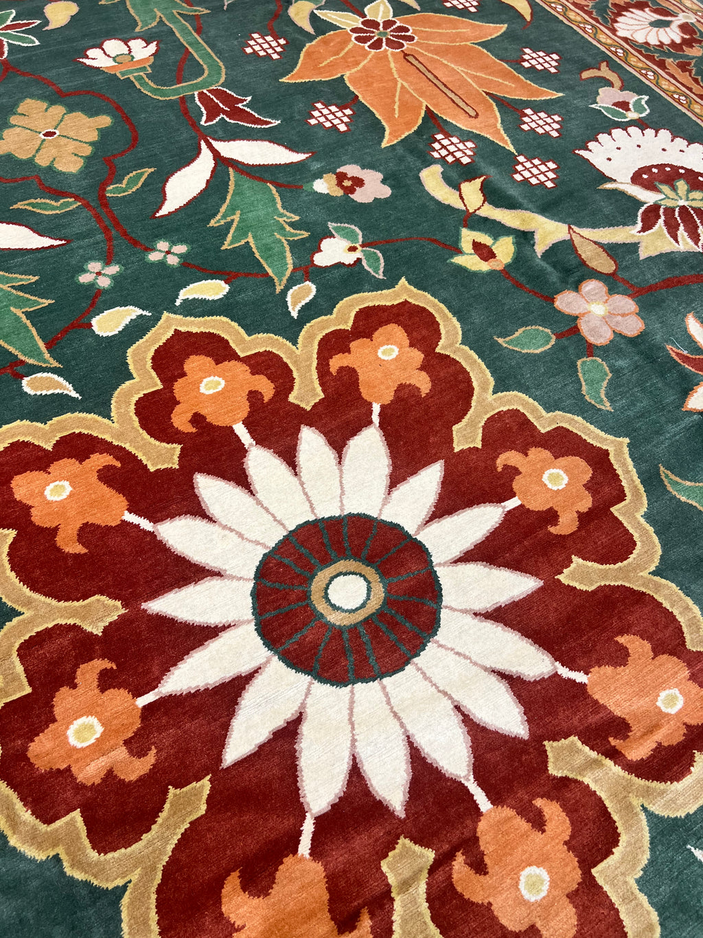 Finest vintage Tibetan 28272