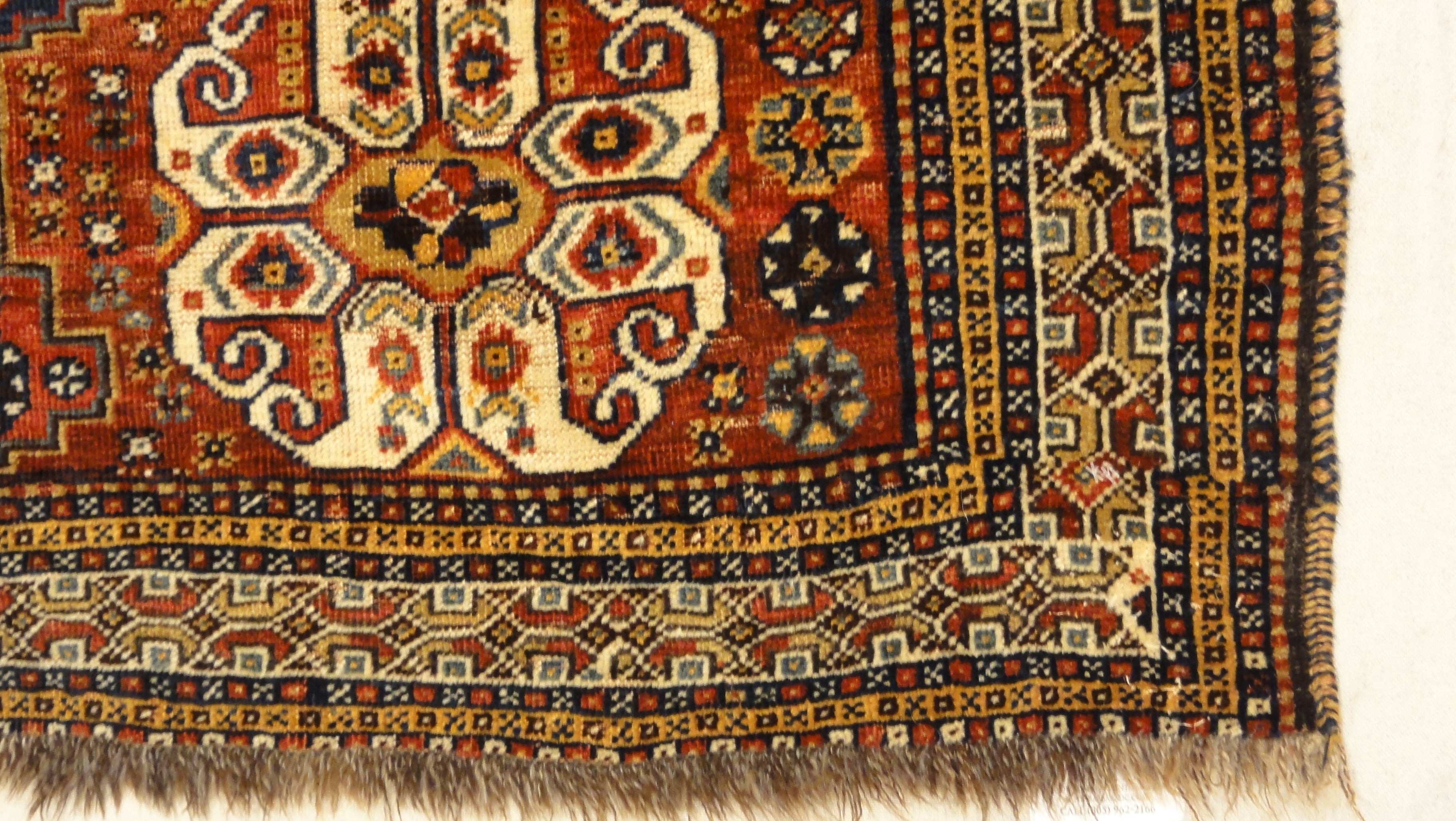 Antique Qashqai rug 34561