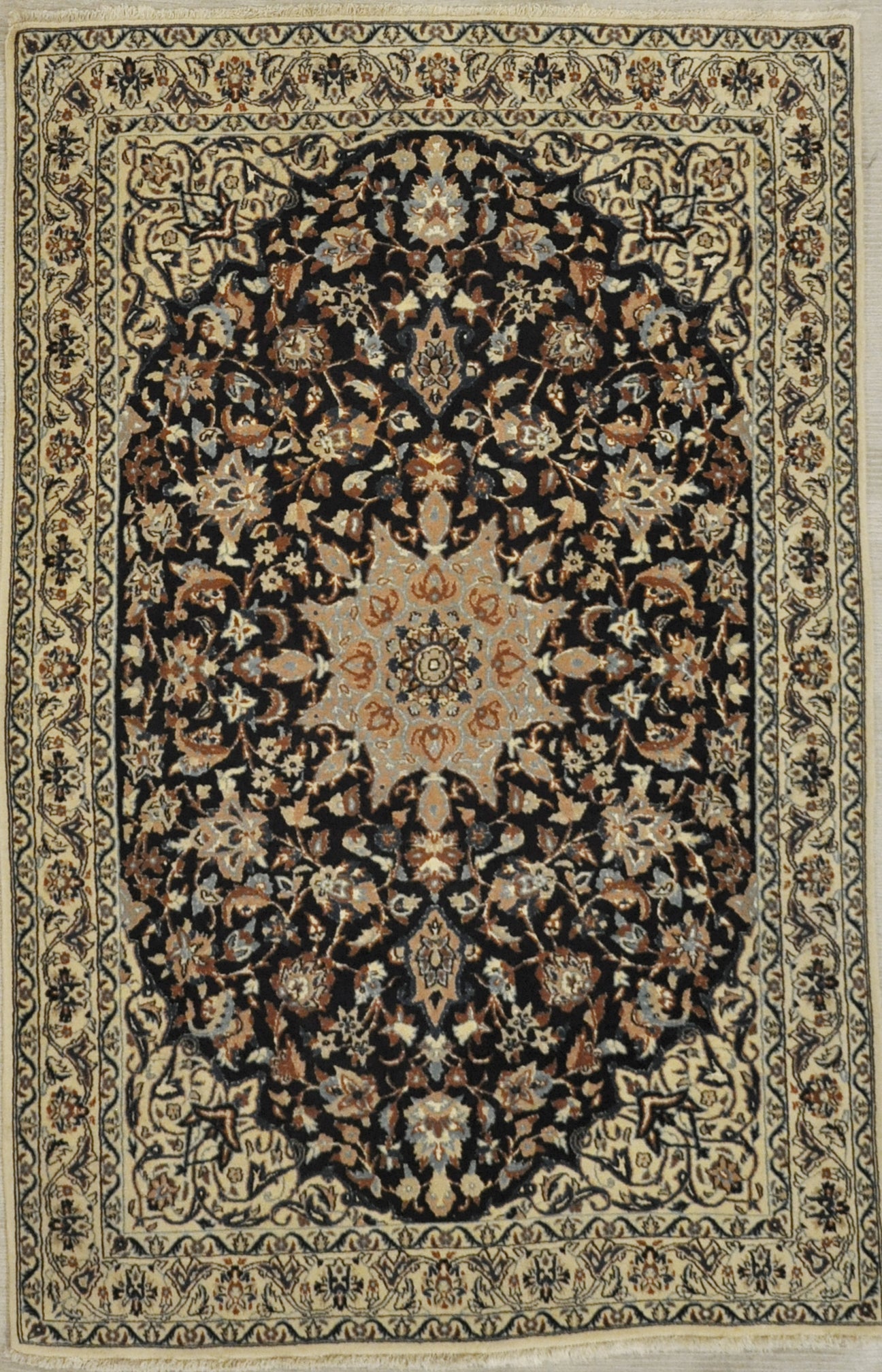 Persian Nain 29328