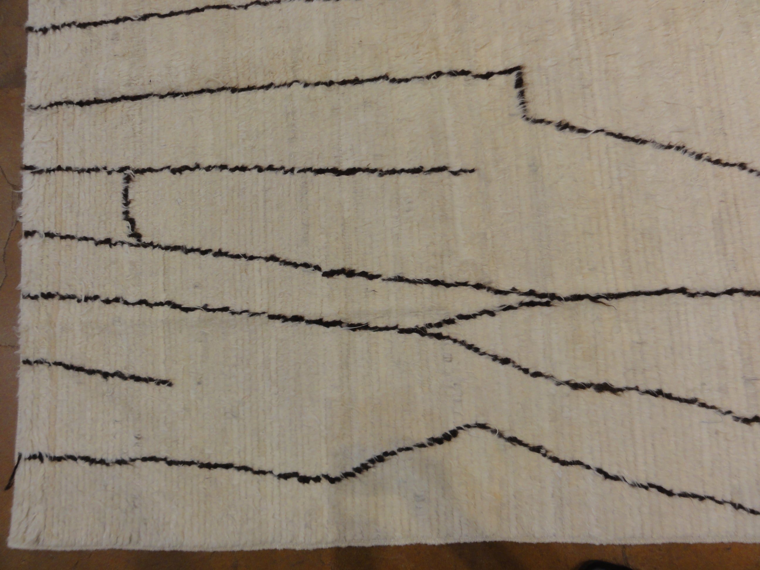 Plush Moroccan Rug 37009