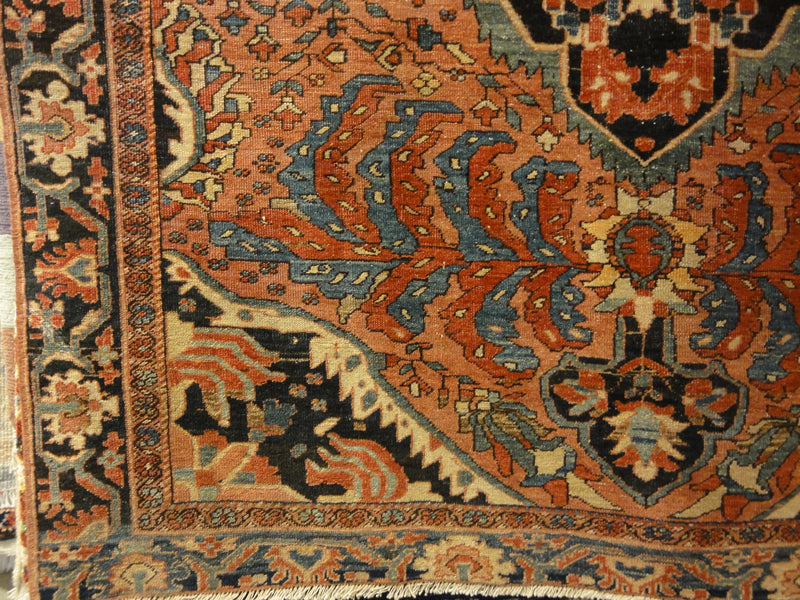 Fine Antique Farahan Rug 35168
