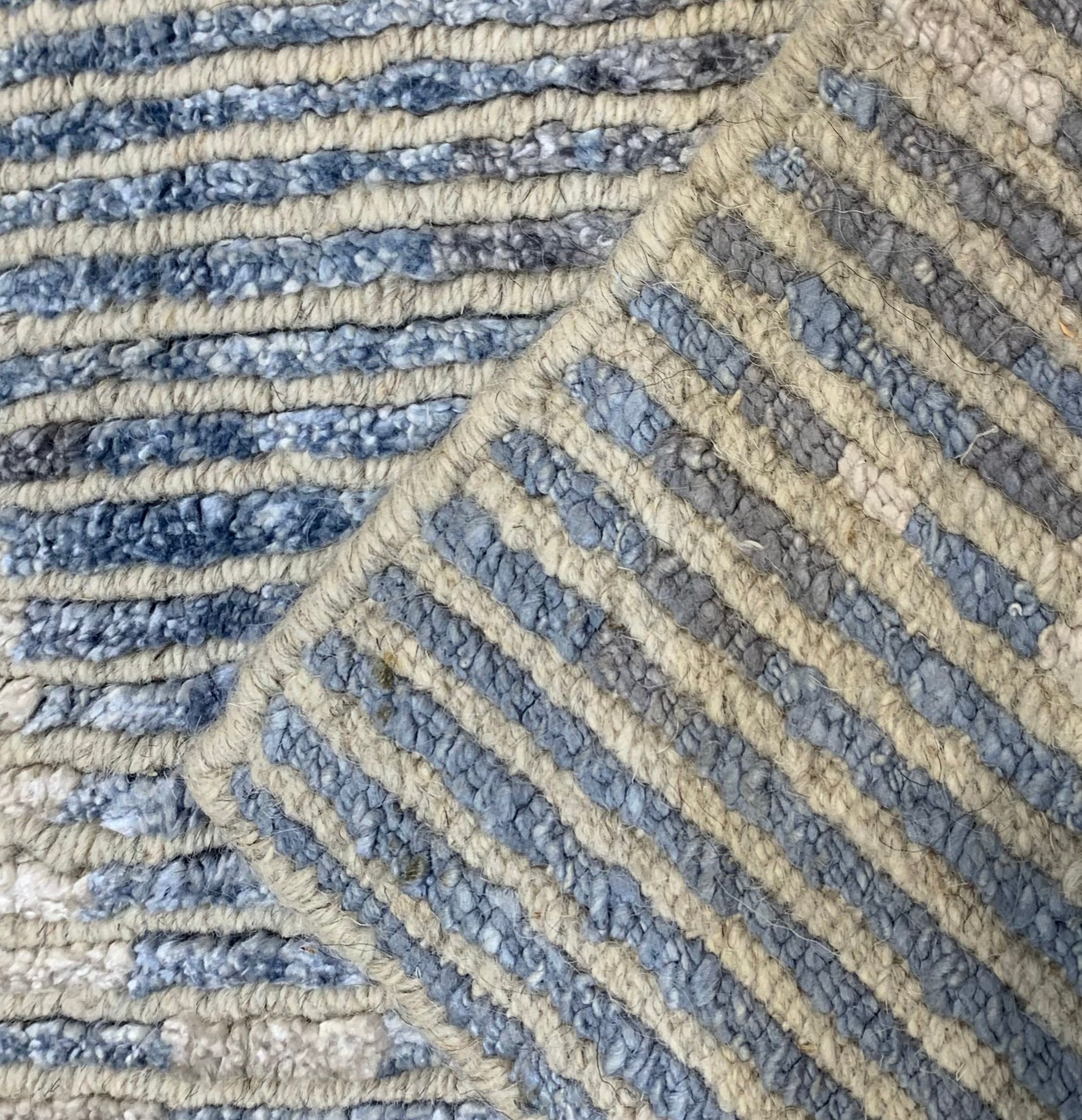 38270 Ziegler & Co. Modern Beige Rug