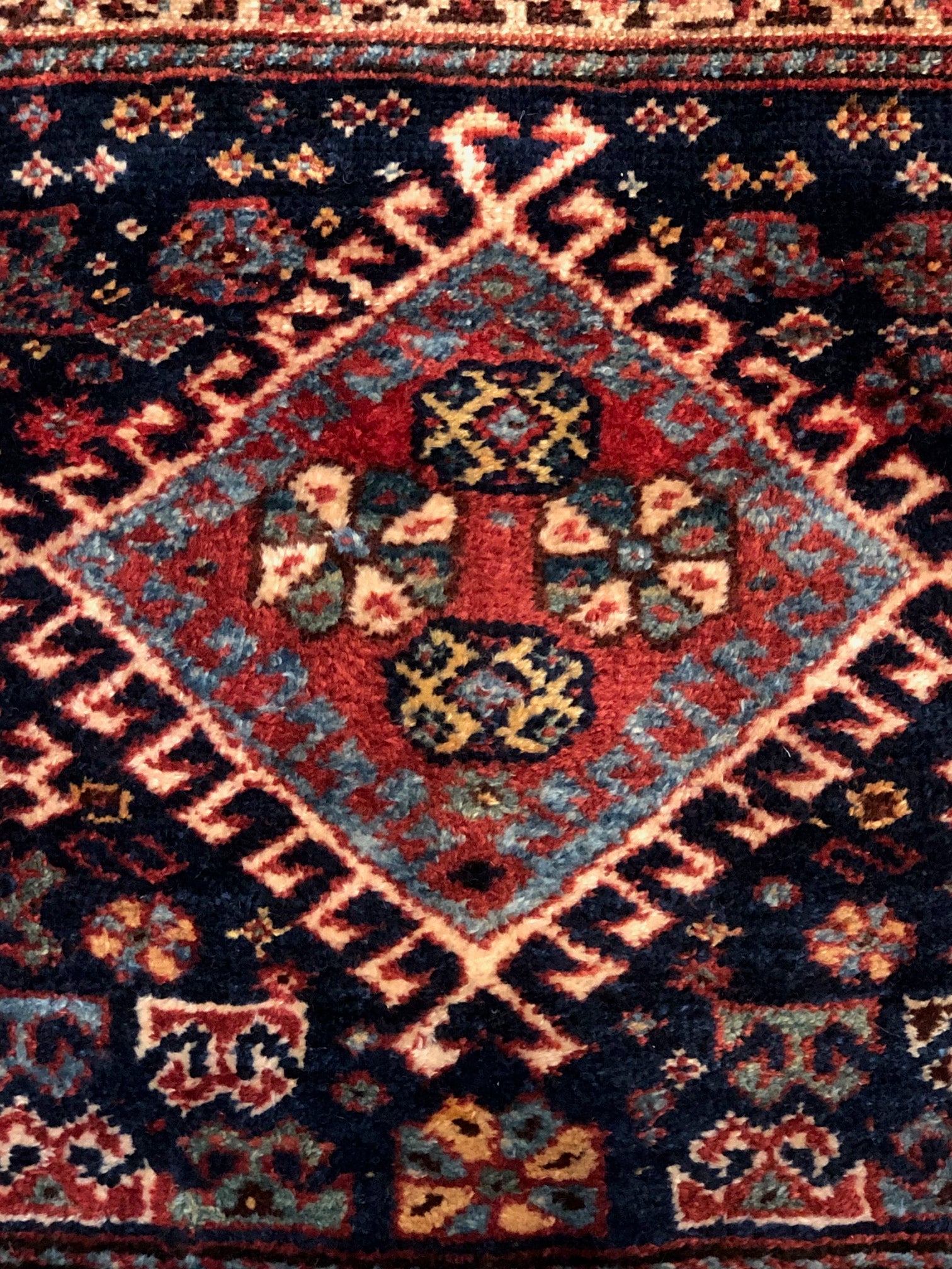 38230 Antique Lori Bag