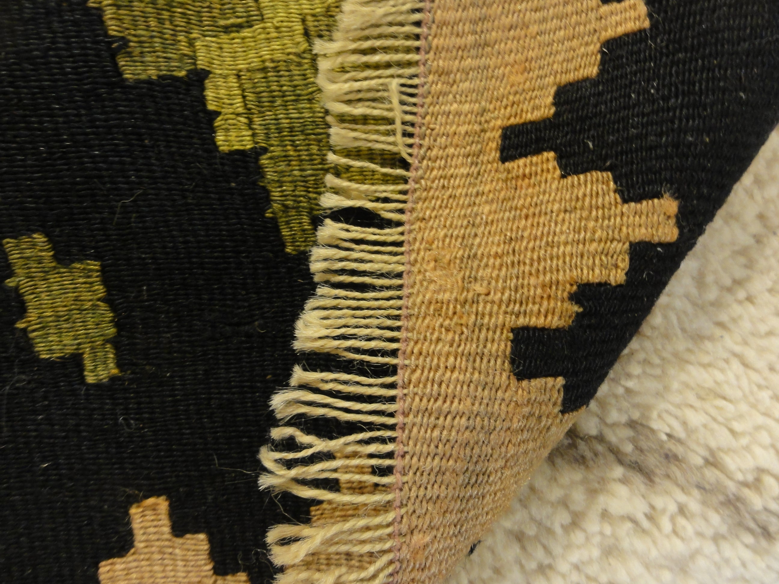 33163 Vintage Kelim Rug