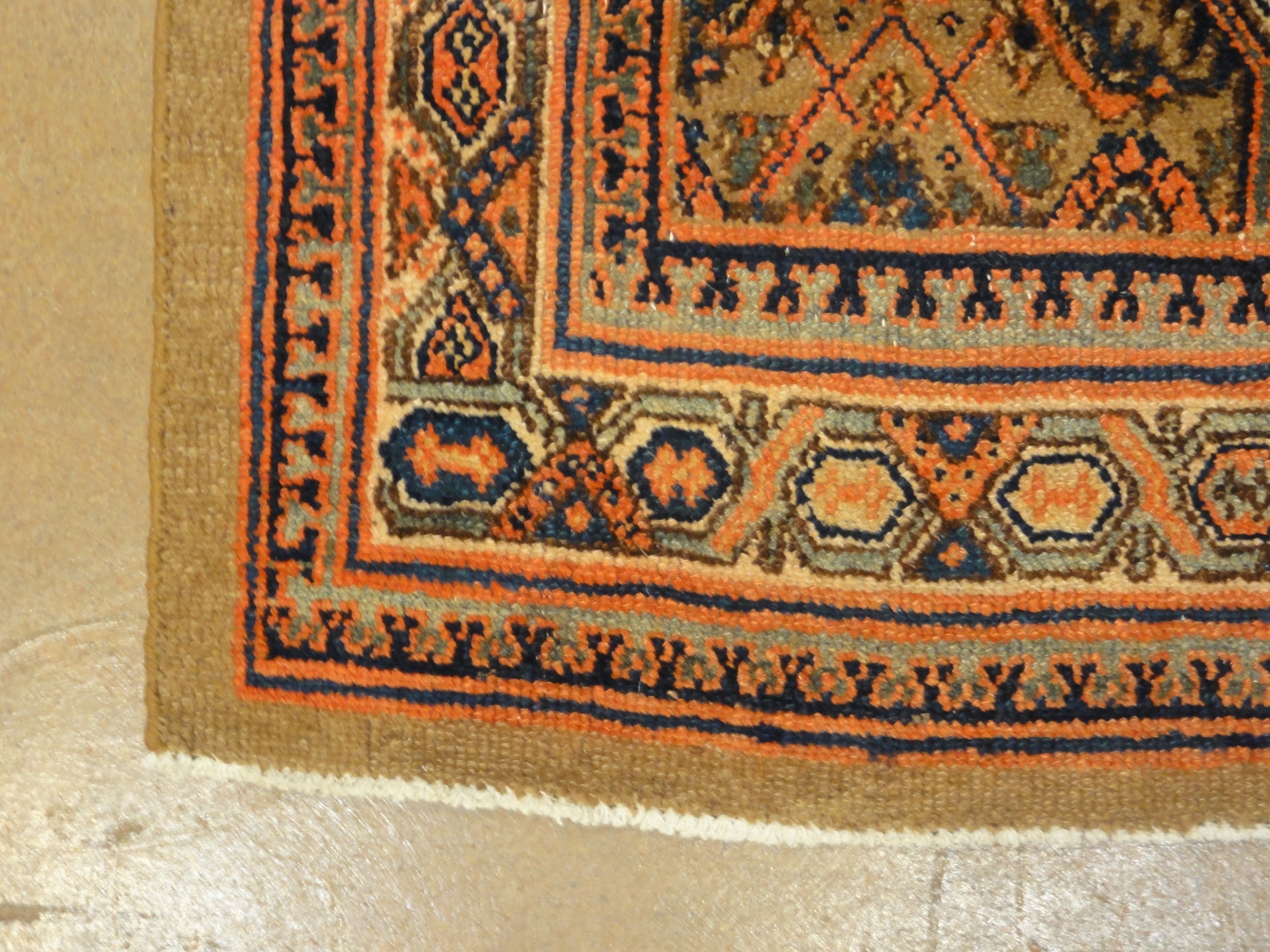 34947 Antique Sarab Caramel Hair