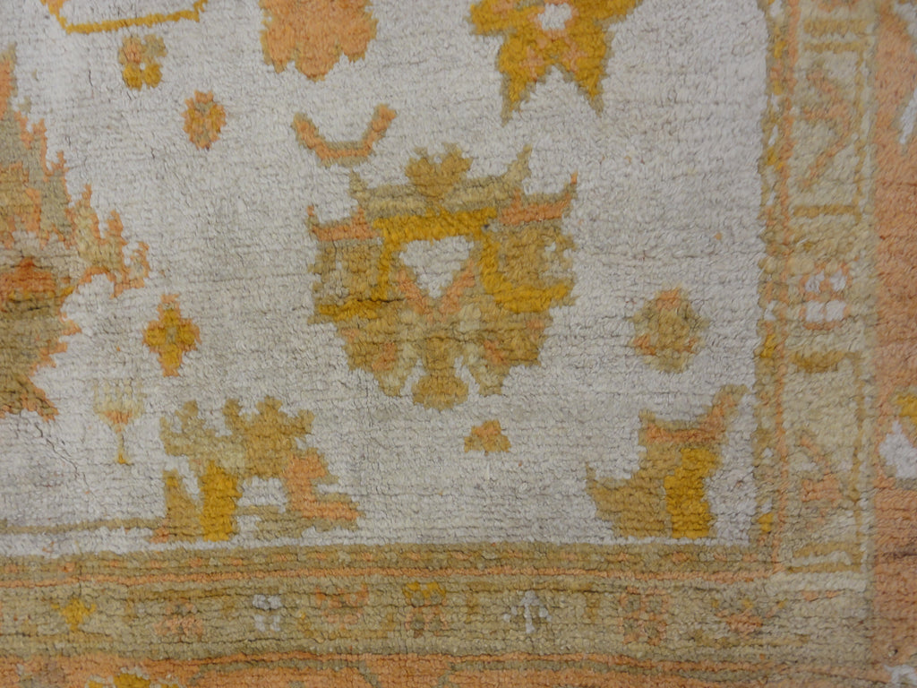 33670 Antique Angora Usak