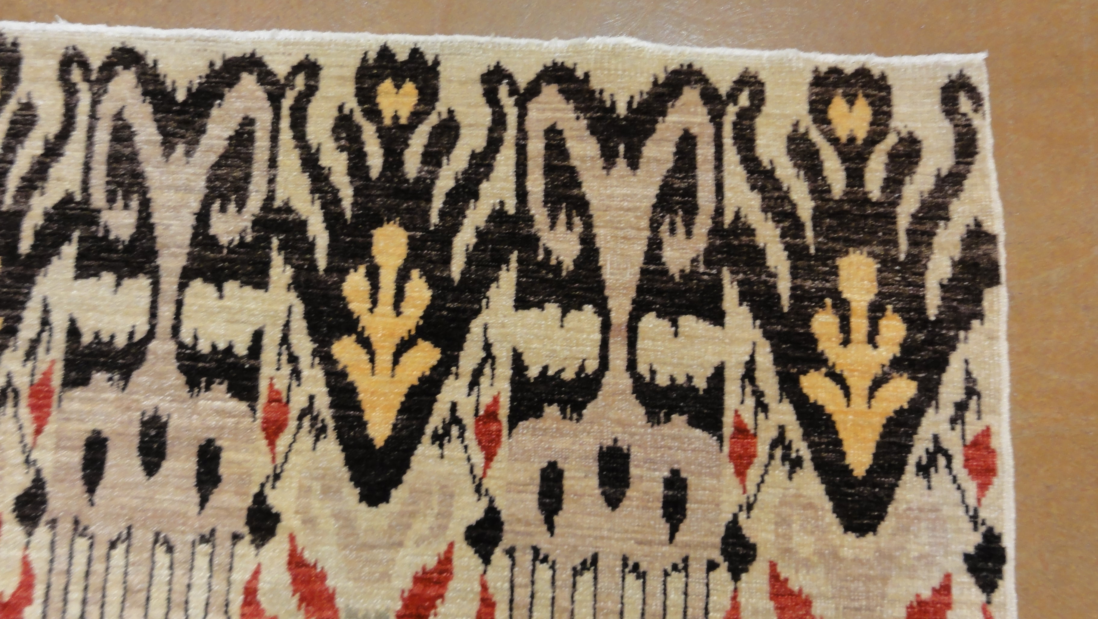 Ikat Rug 34722