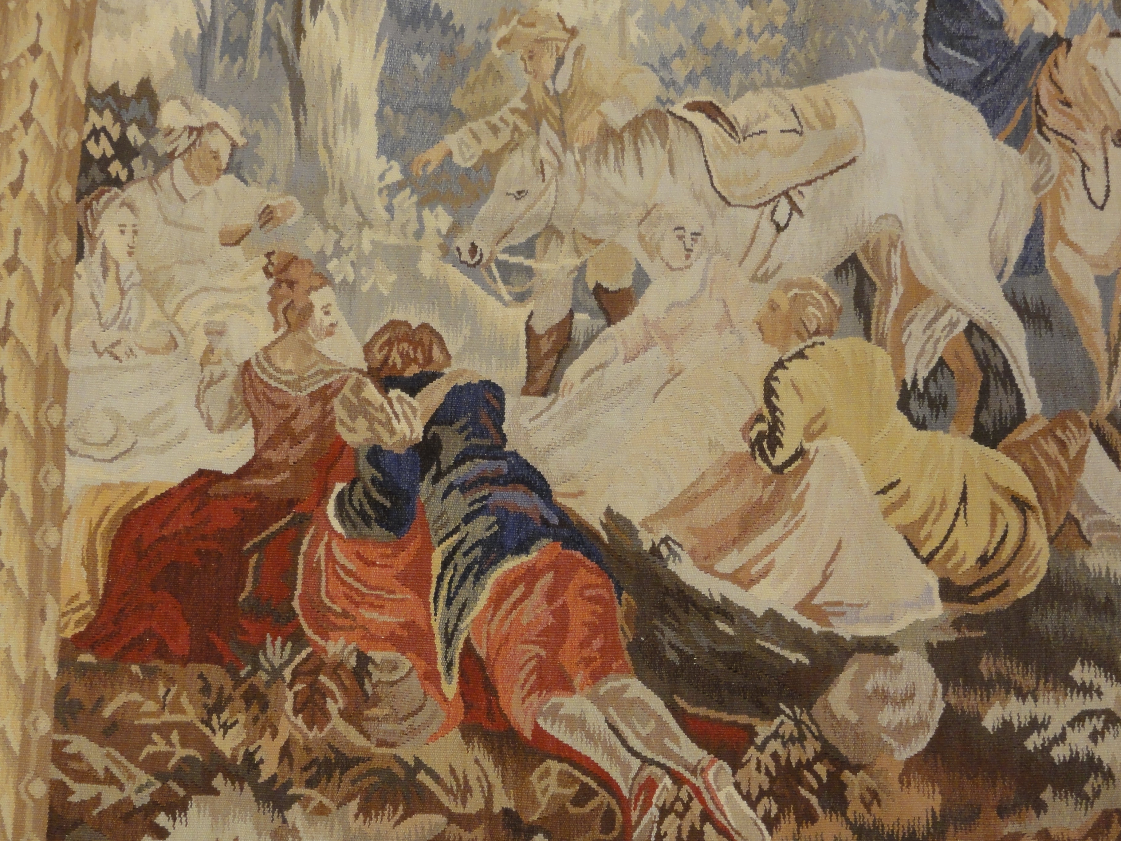 27144 Antique Tapestry