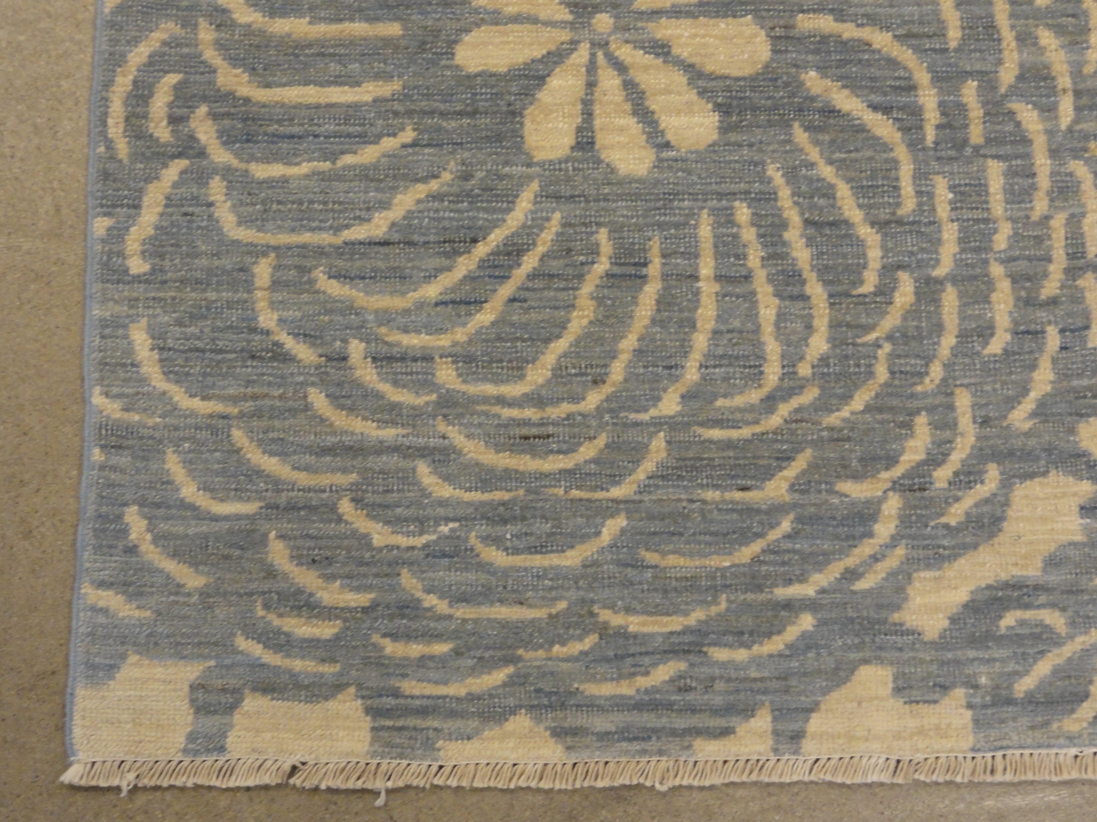 Fine Lotus Garden 33332