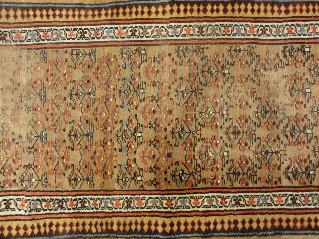 30728 Antique Sarab Rug