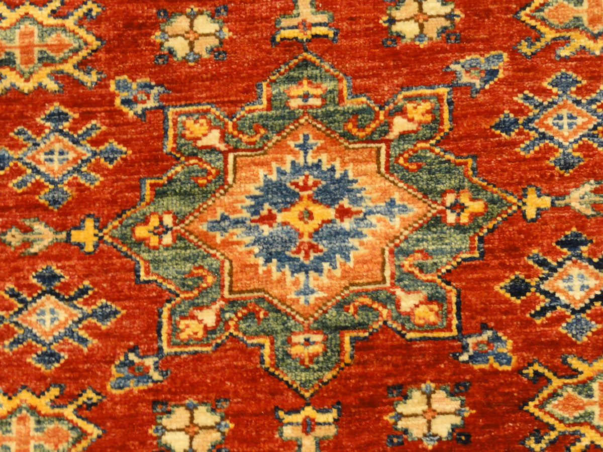 31001 Turkoman Caucasian Rug
