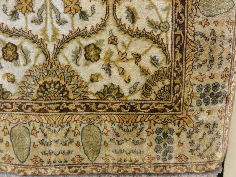 Finest Silk Mughal 29302