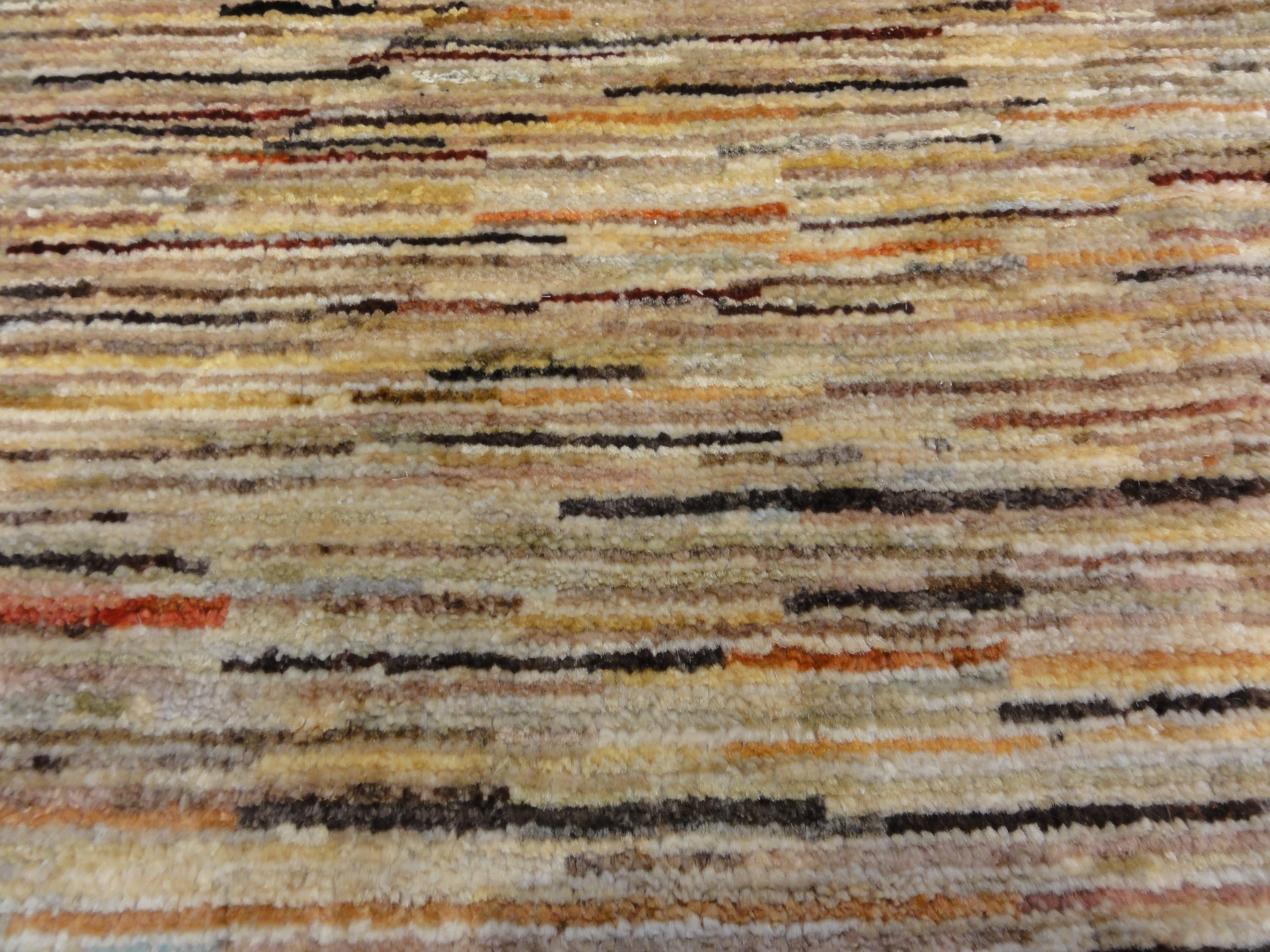 Modern Leesa Stripe 37023