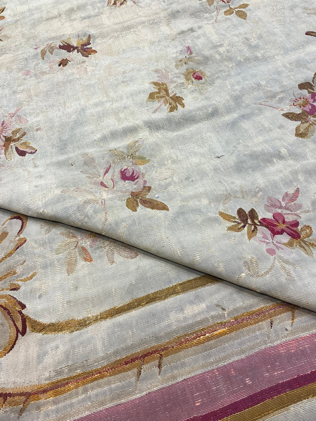 Antique French Aubusson 43326