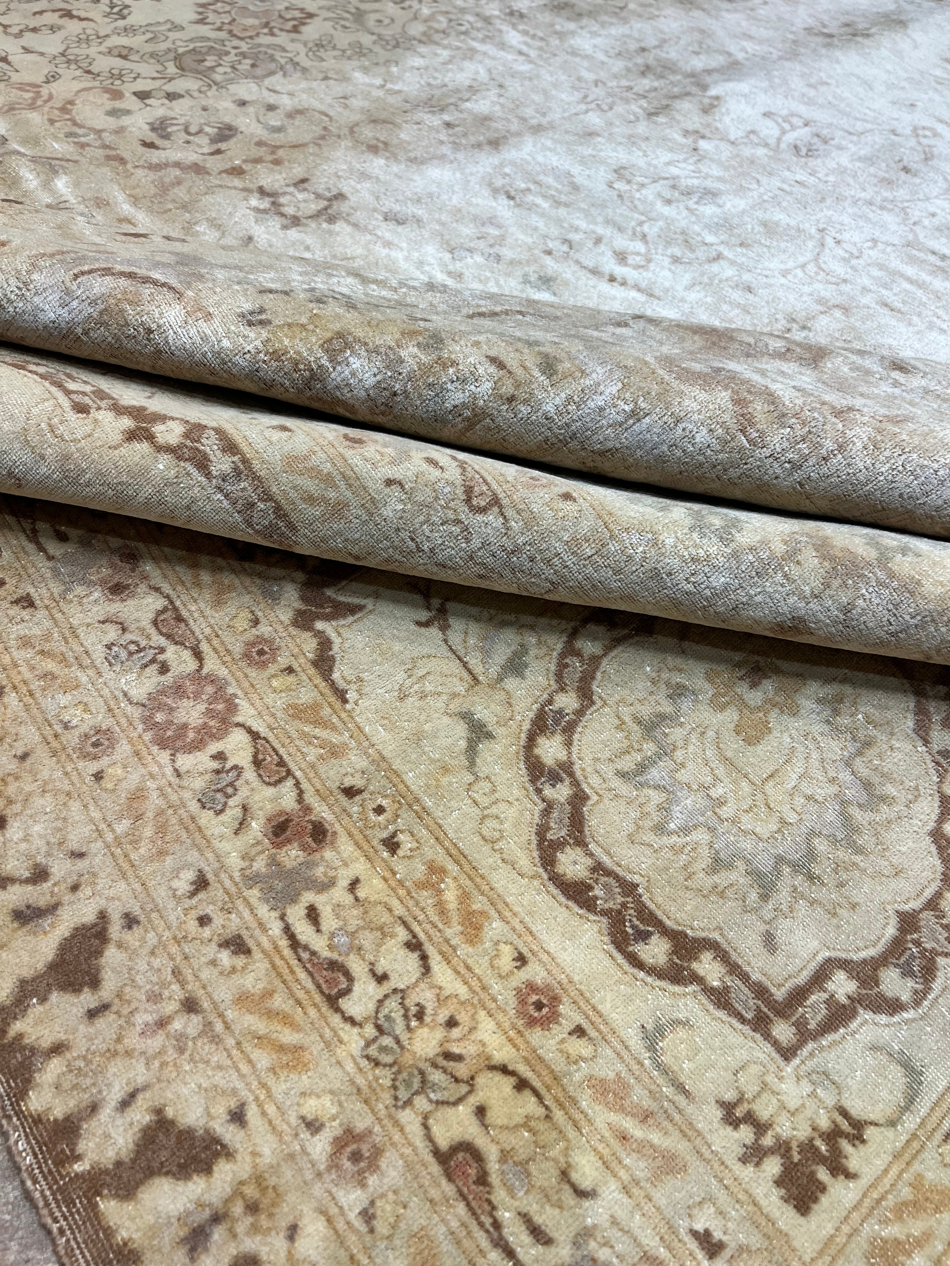 Fine Tabriz Rug 34346