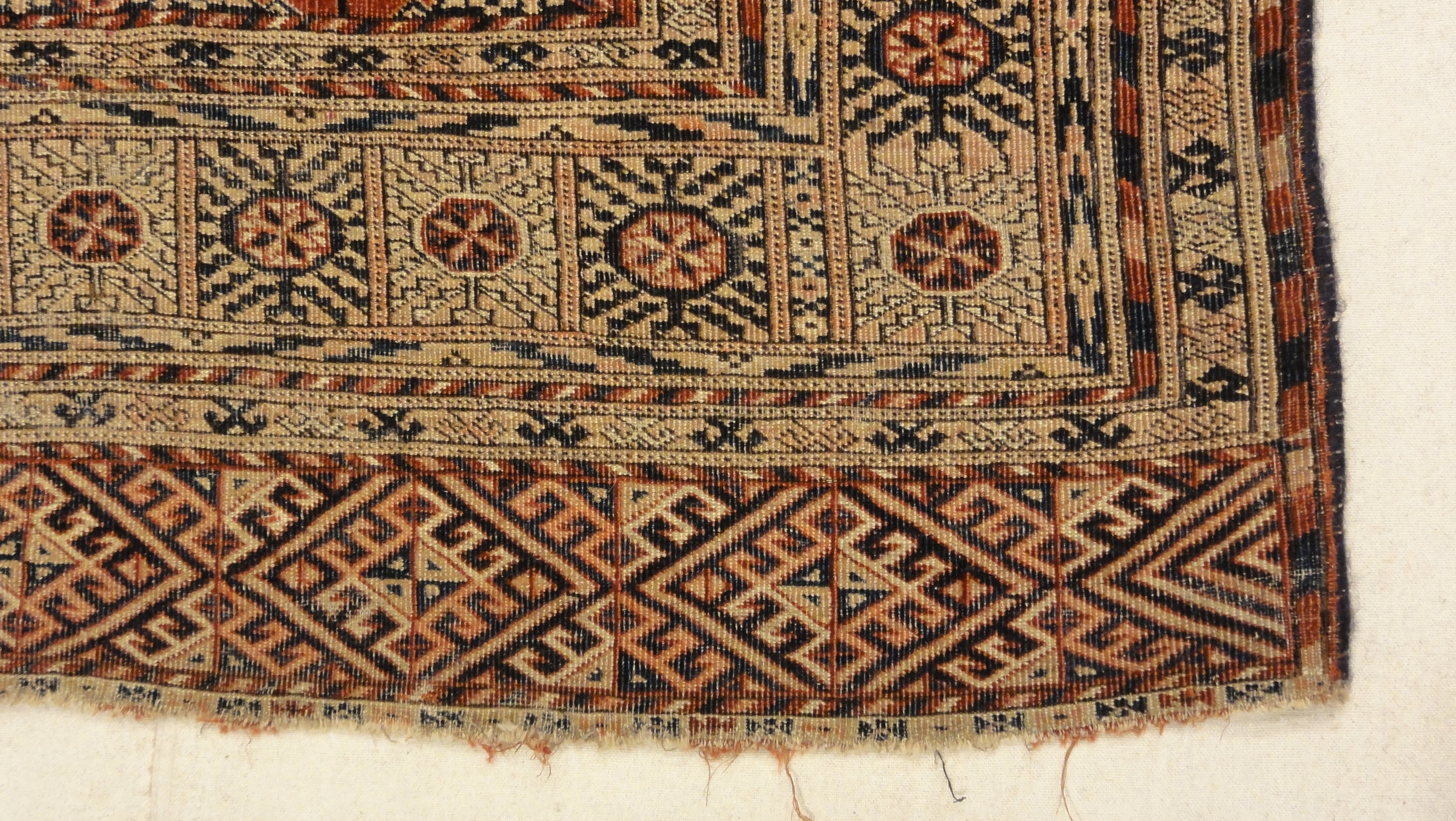 Antique Turkoman Rug 34599