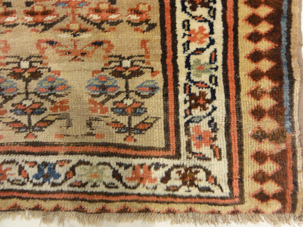 30728 Antique Sarab Rug