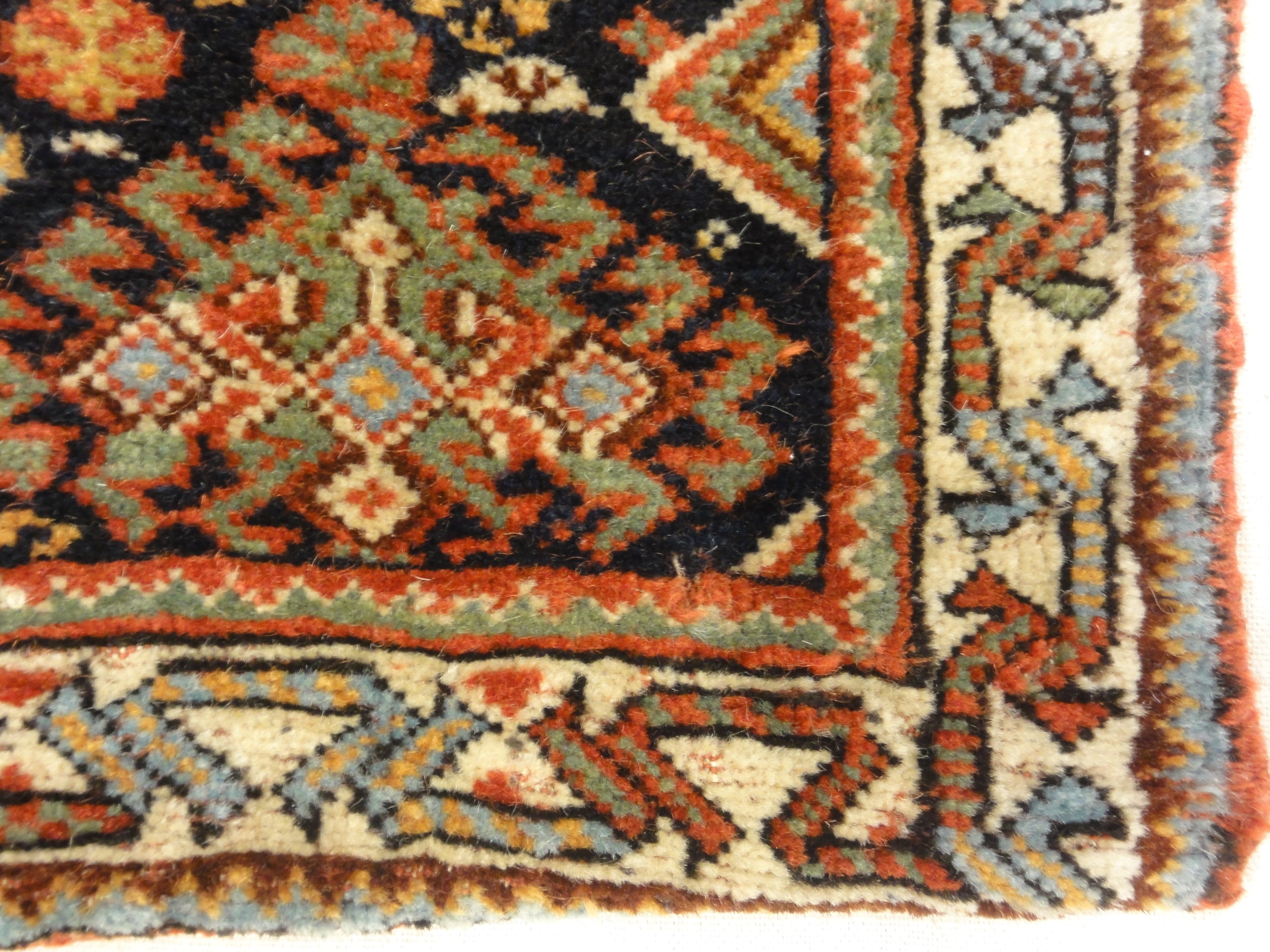 Antique Aashqai Rugs & More Oriental Carpets