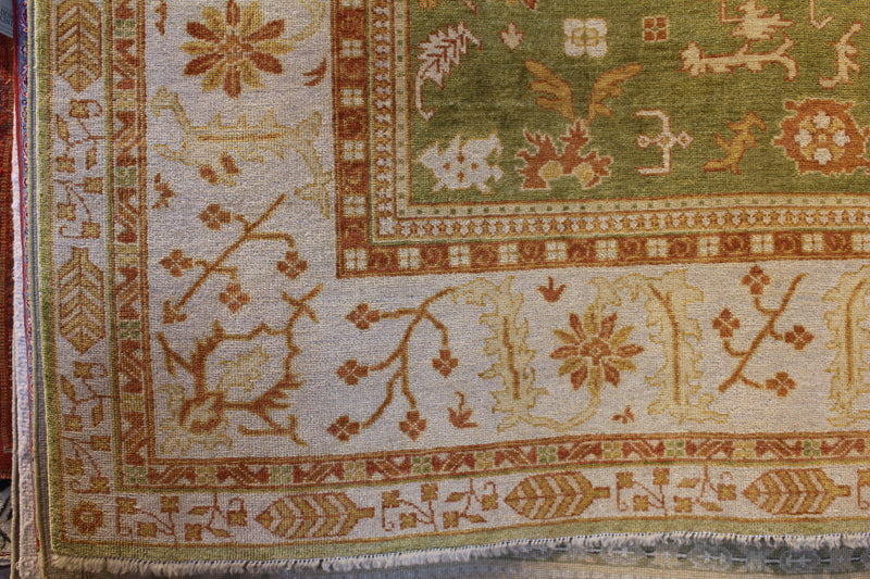 Antiqued Oushak 29246