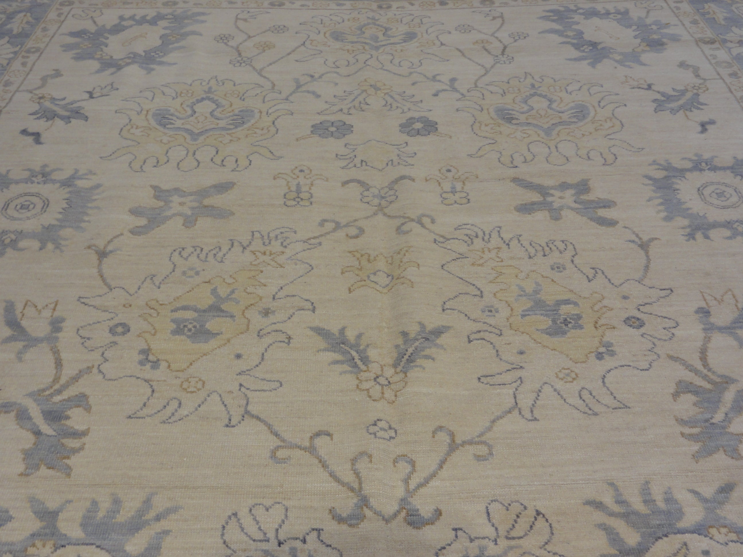 37043 Ziegler & Co. Pashmina Oushak