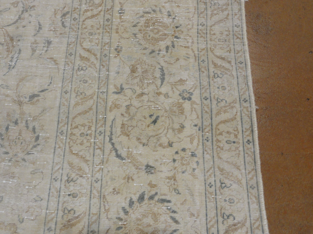 Antique Kashan 34861