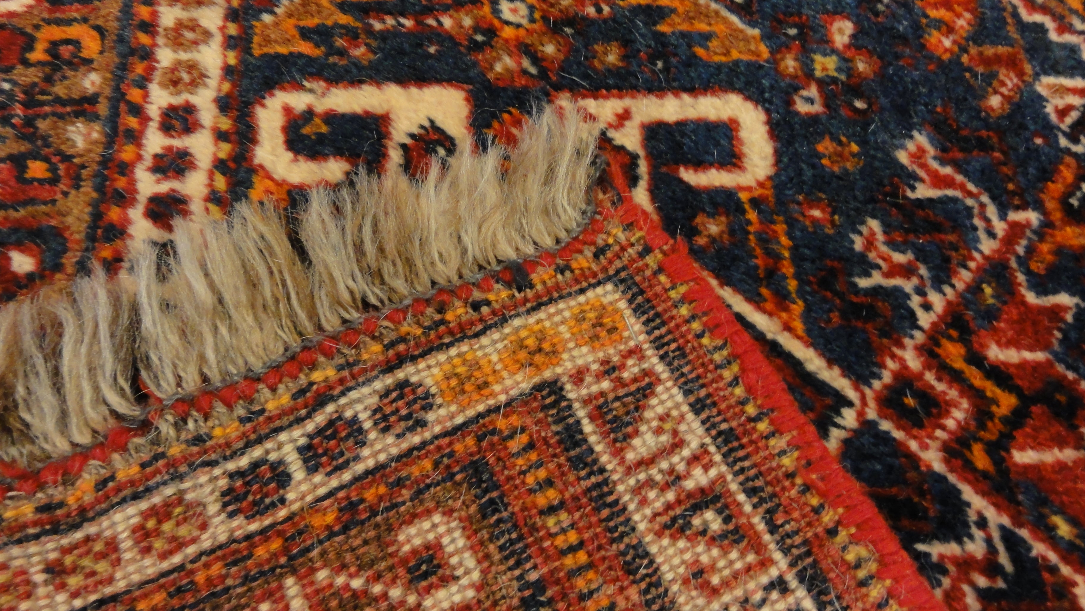 34589 Antique Qashqai Rug