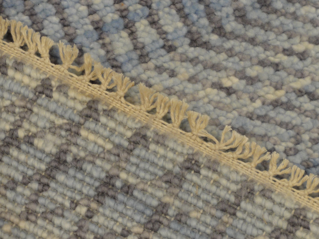 30526 Grey Modern Patterned Rug