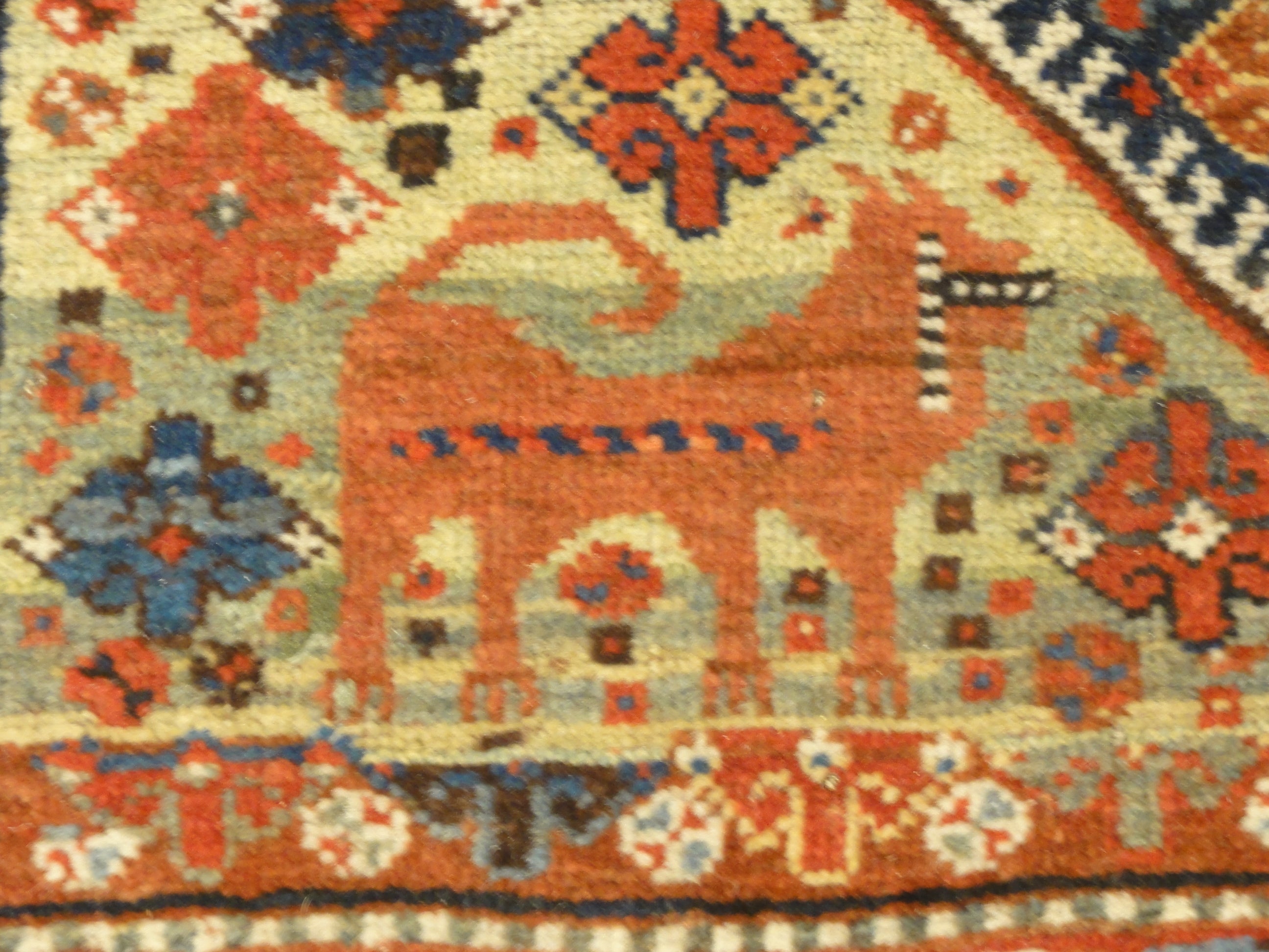 Antique Qashqai Rug 29870