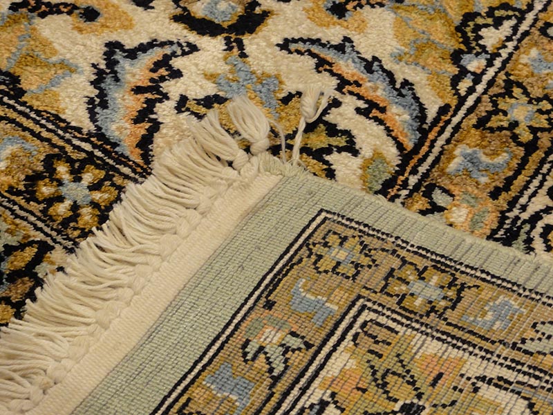 Vintage Silk Rug 32653