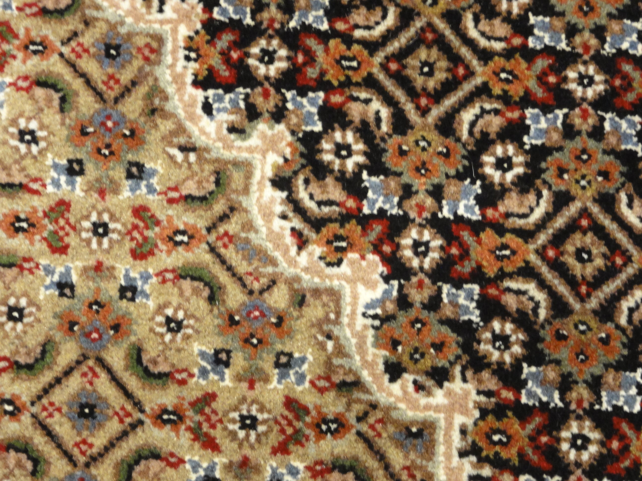 32910 Persian Rug