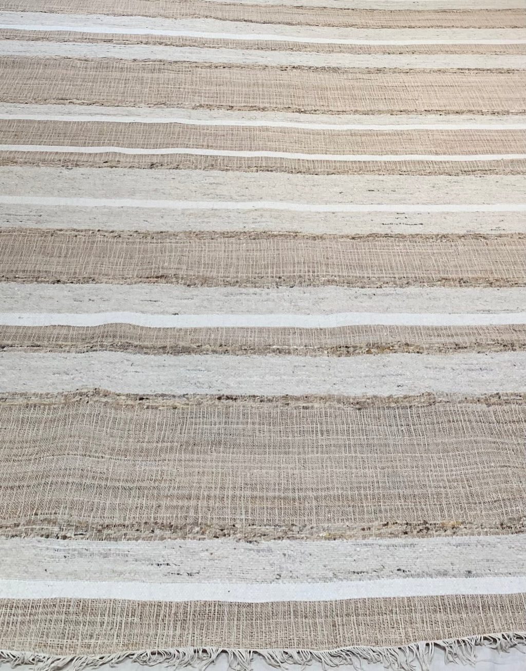 38268 Ziegler & Co. Modern Natural Rug