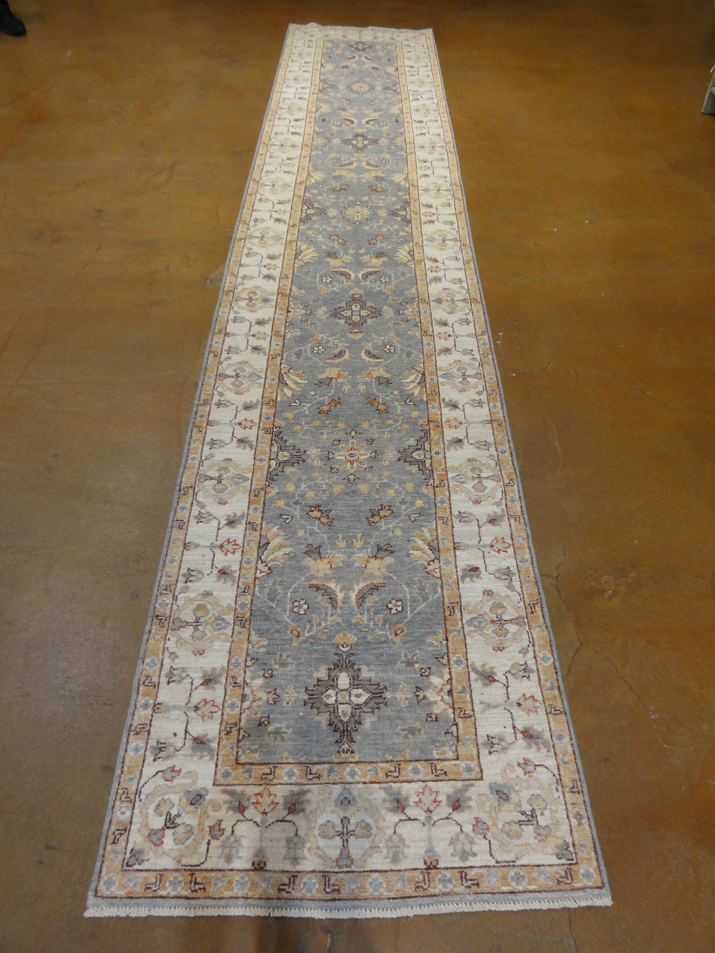 37018 Ziegler & Co. Oushak