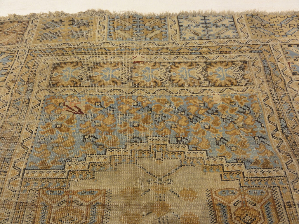 Antique Kircehir Rug 30063