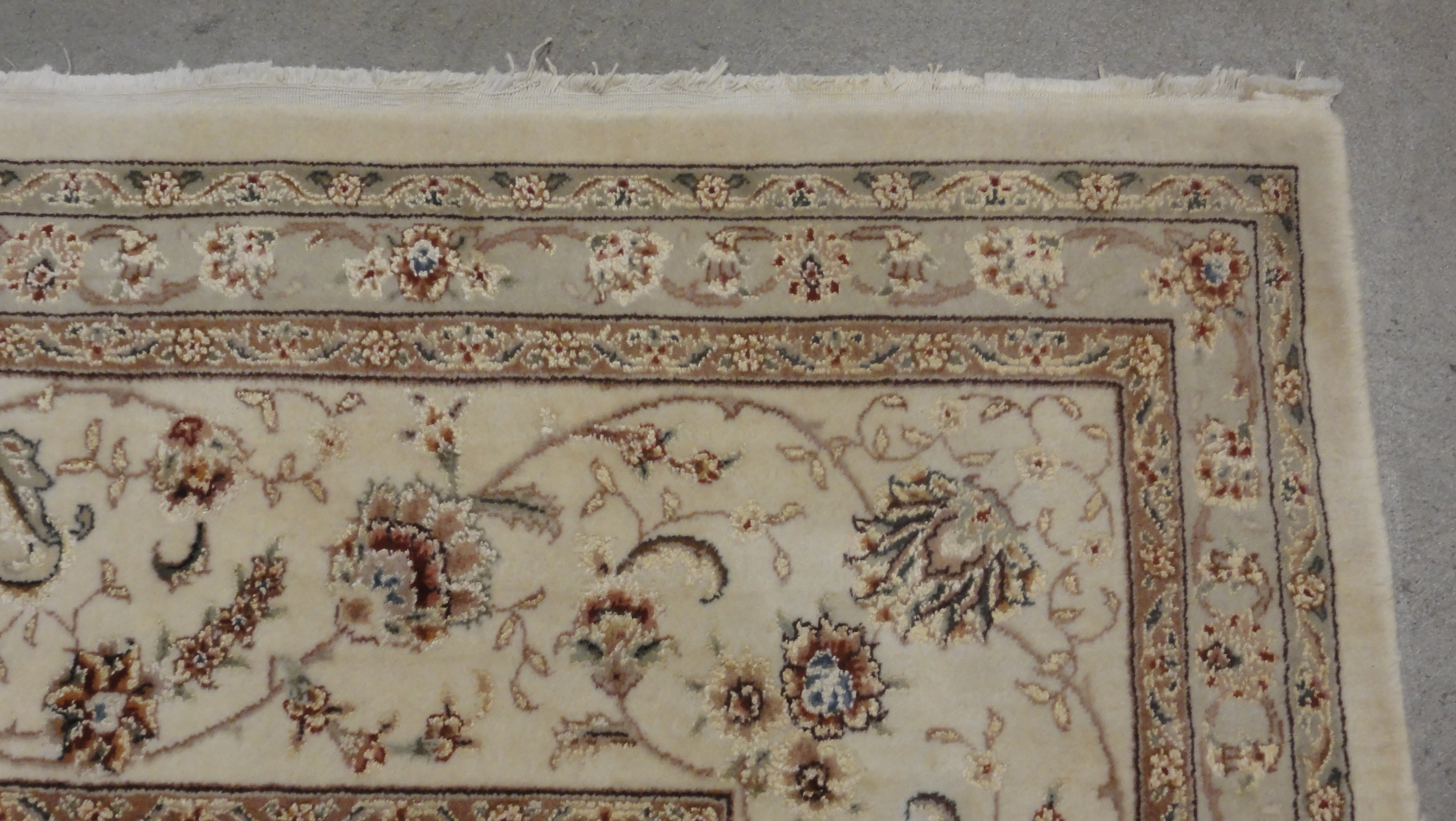 Vintage Tabriz Silk Flower 34191