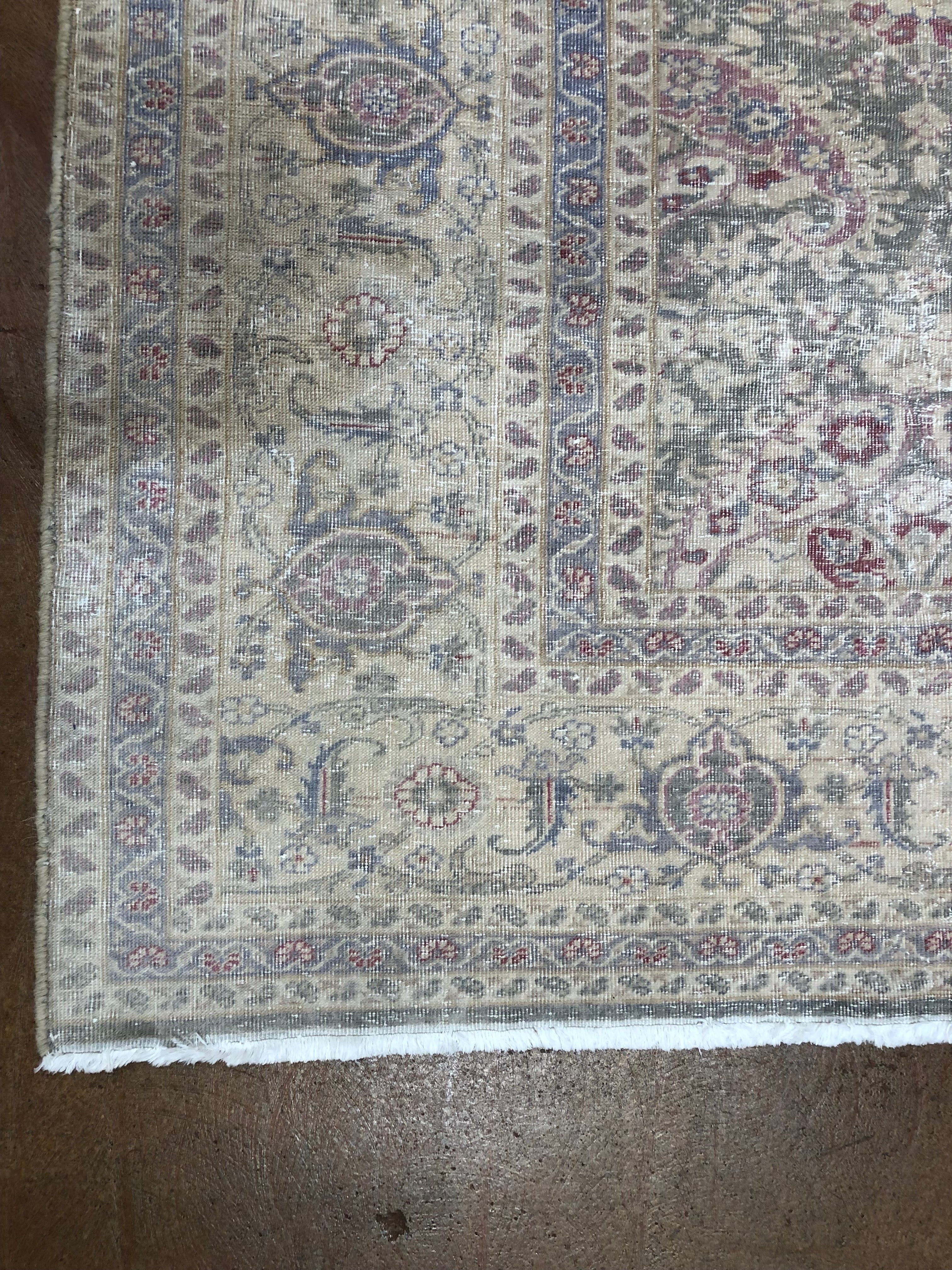 Rare Antique Turkish Hereke 37304