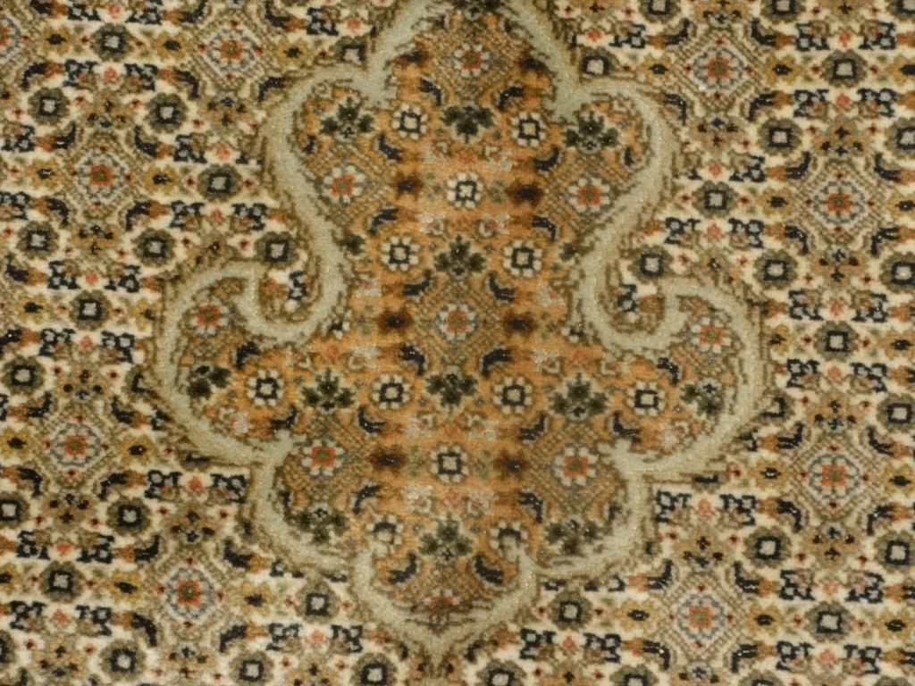 Fine Tabriz Mahi Rug 30344