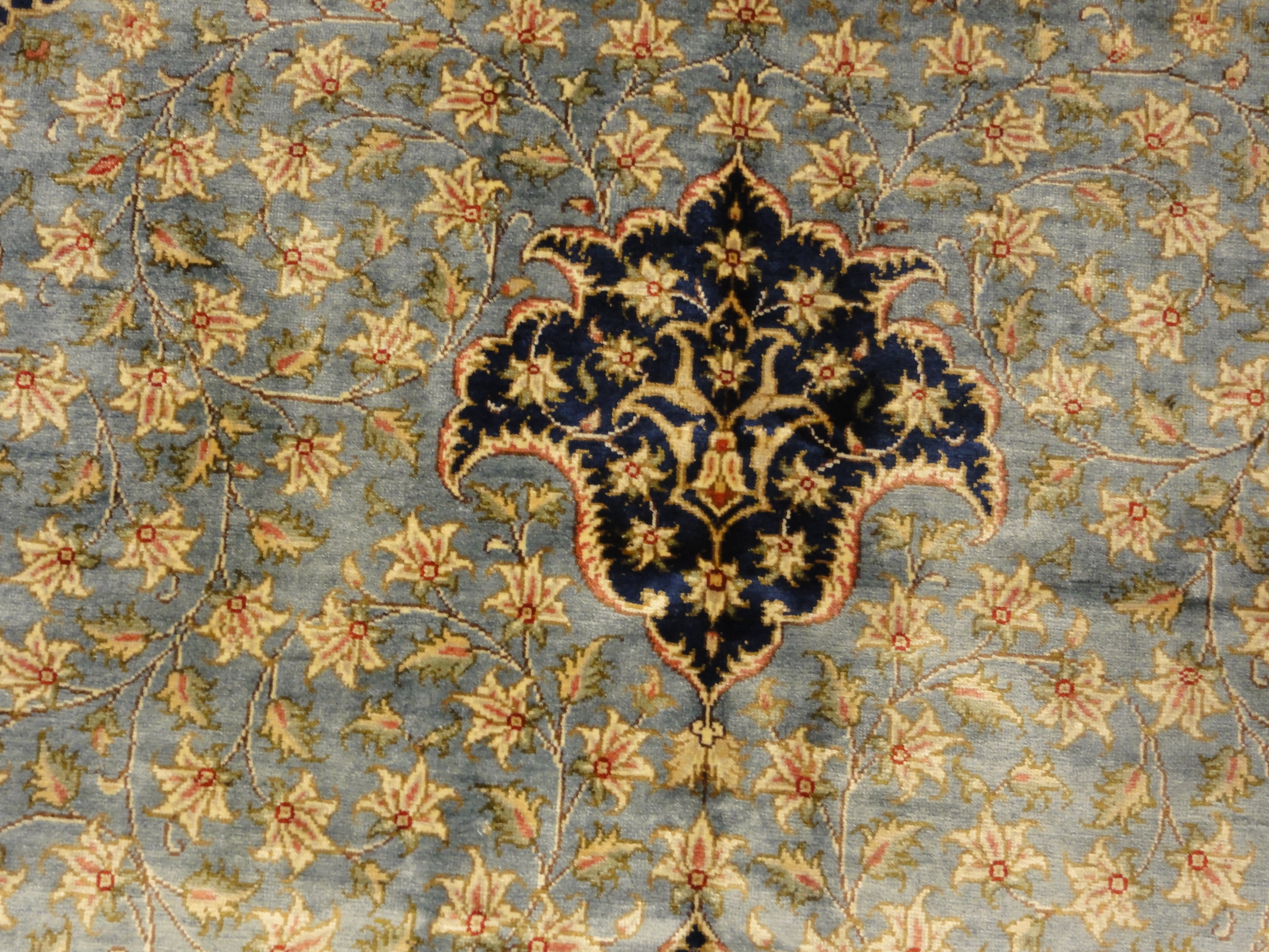 33193 Finest Silk Qum