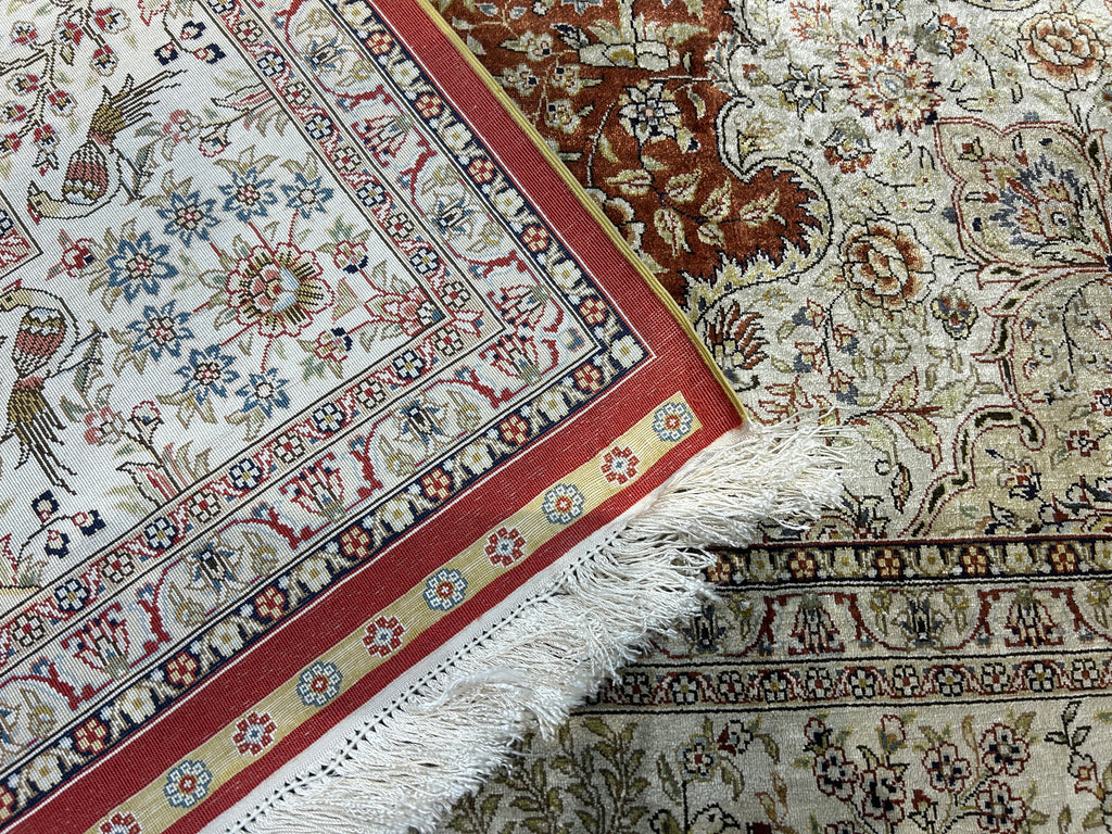 Vintage Silk Hereke 24366