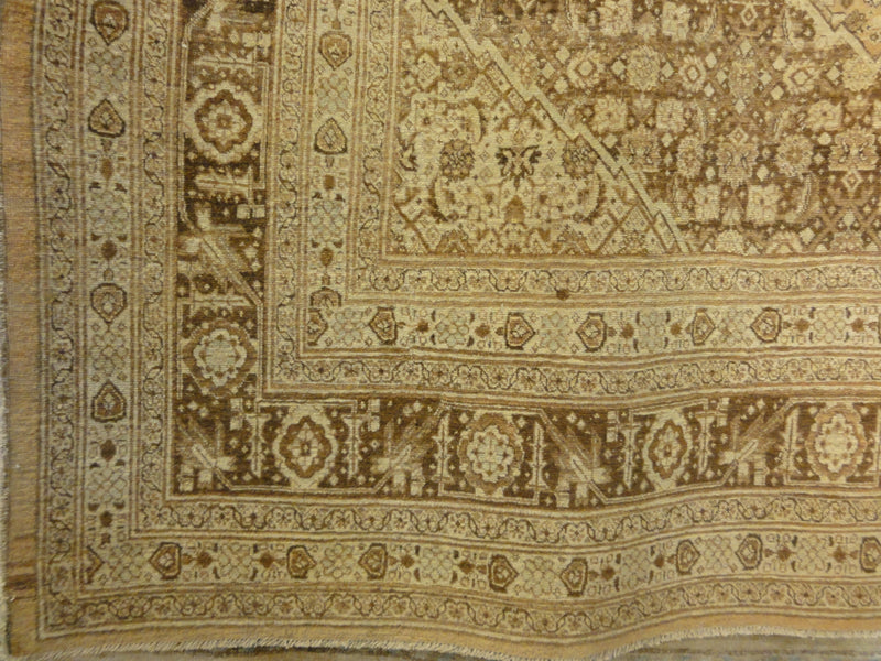 Antique Haj jalili Tabriz in a Fine Herati Design 28463