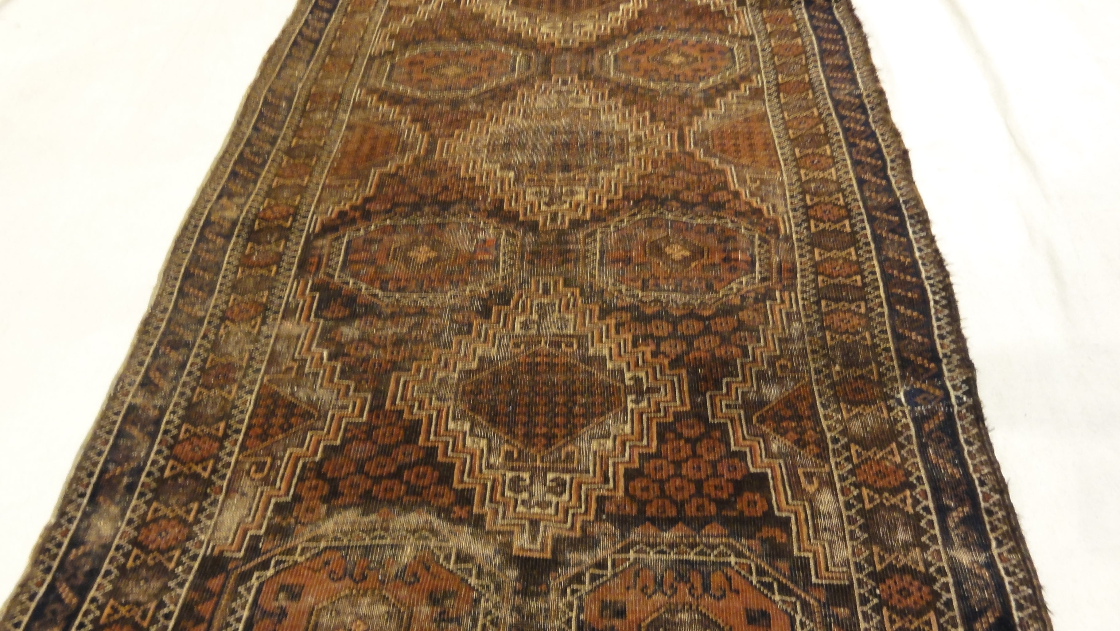 Antique Baluchi Rug 34572