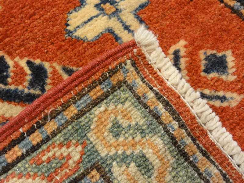 Fine Kazak Rug 32553
