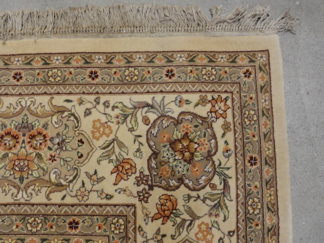 Fine Wool & Silk Tabriz 33958