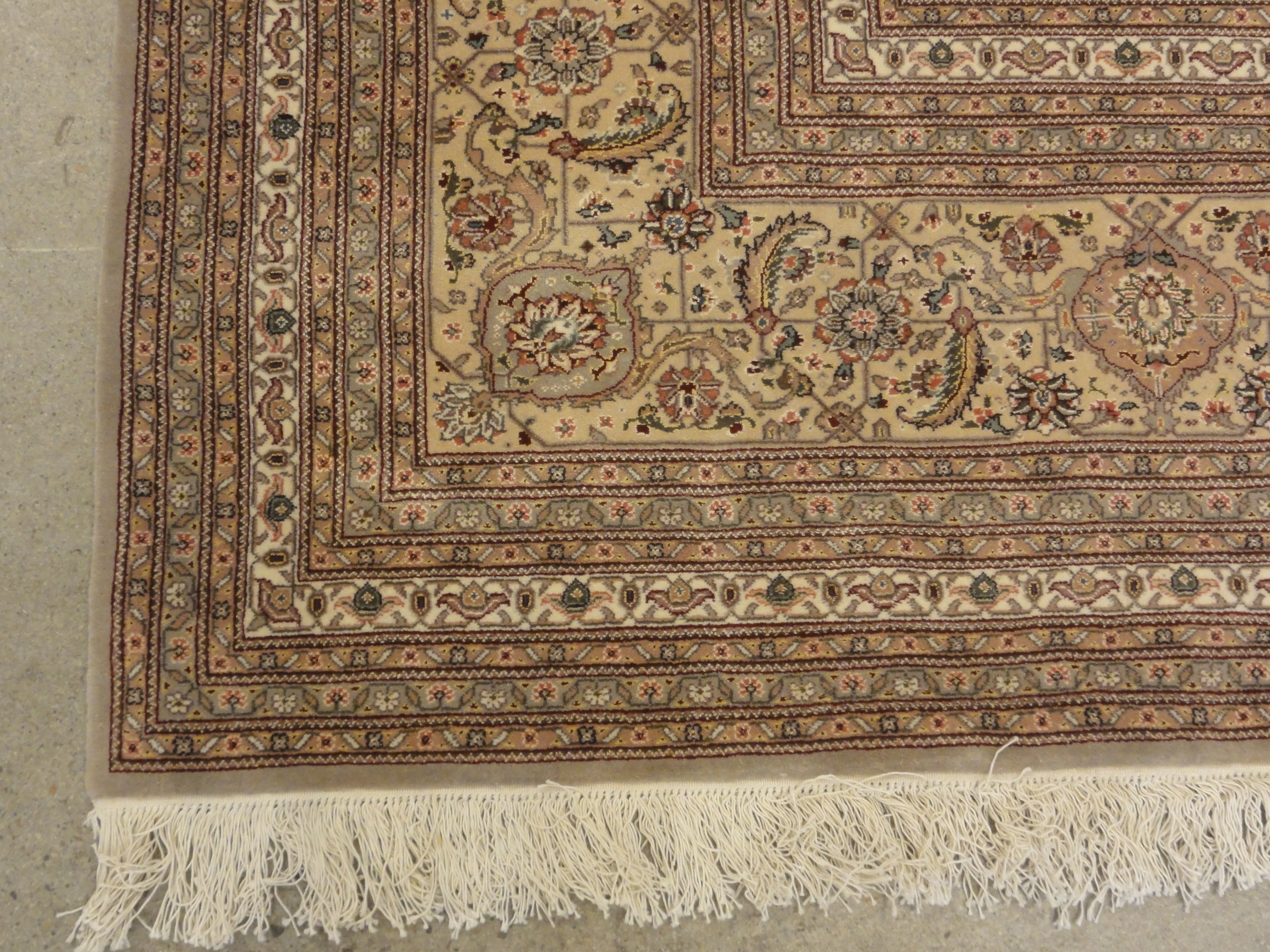 Mahi Tabriz Rug 33208