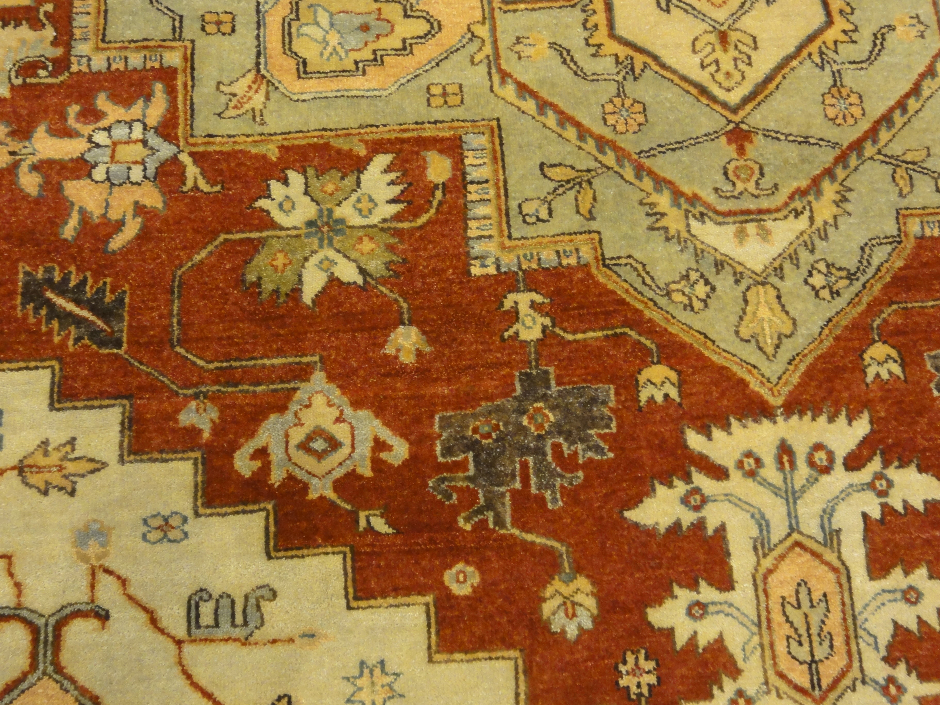 29096 Fine Heriz Rug